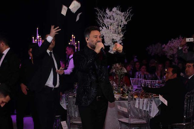 Paralar havada uçuştu İzzet Yıldızhan Gaziantep'de ilke imza attı - Resim: 3