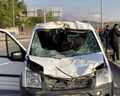 Gaziantep’te sivil polis aracı ata çarptı: 2 polis yaralandı