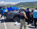 Erzincan'da kamyonet takla attı! Ölü ve yaralılar var