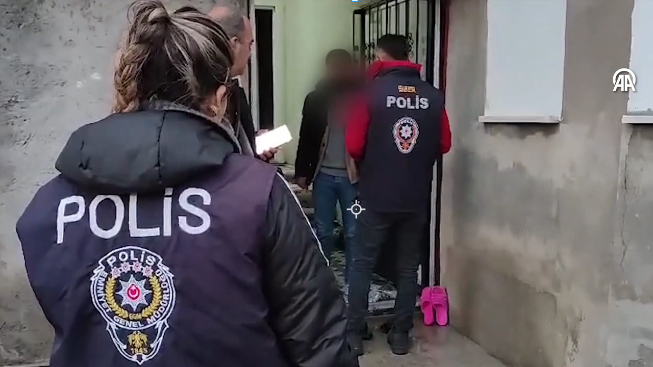 Bitlis'te çocukların müstehcen görüntülerini sosyal medyada paylaşan 6 zanlı yakalandı
