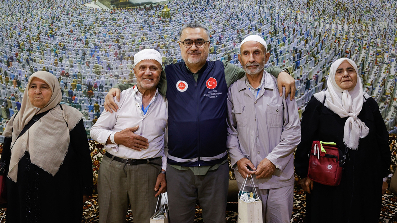 25 yıldır konuşmayan iki komşu Mekke'de barıştı