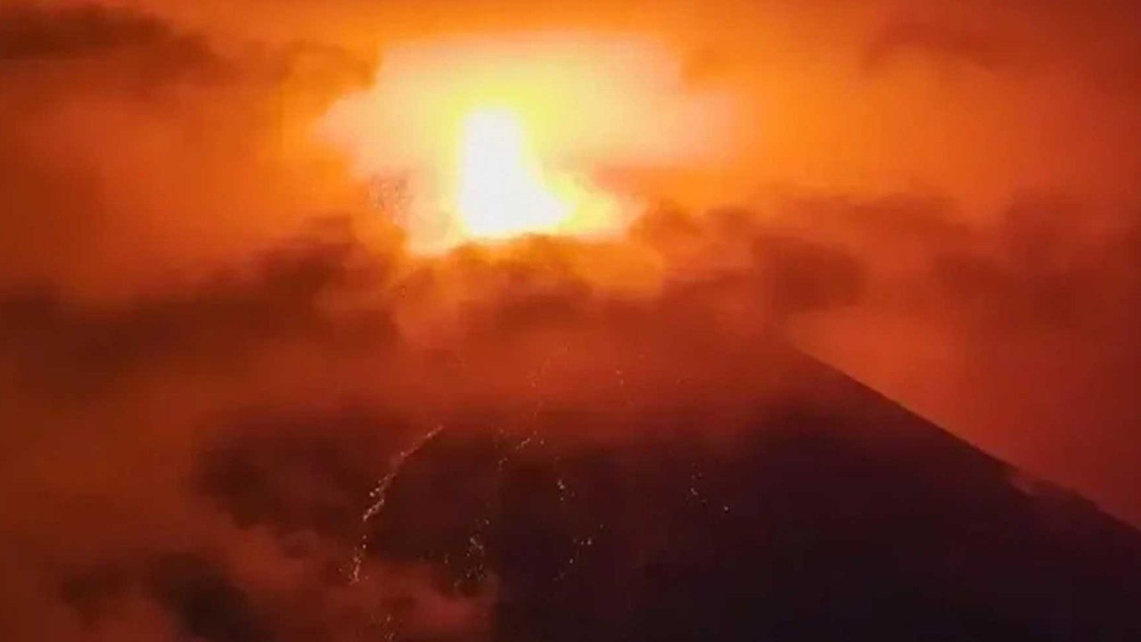 Guatemala’daki Fuego Yanardağı patladı, yüzlerce kişi tahliye edildi