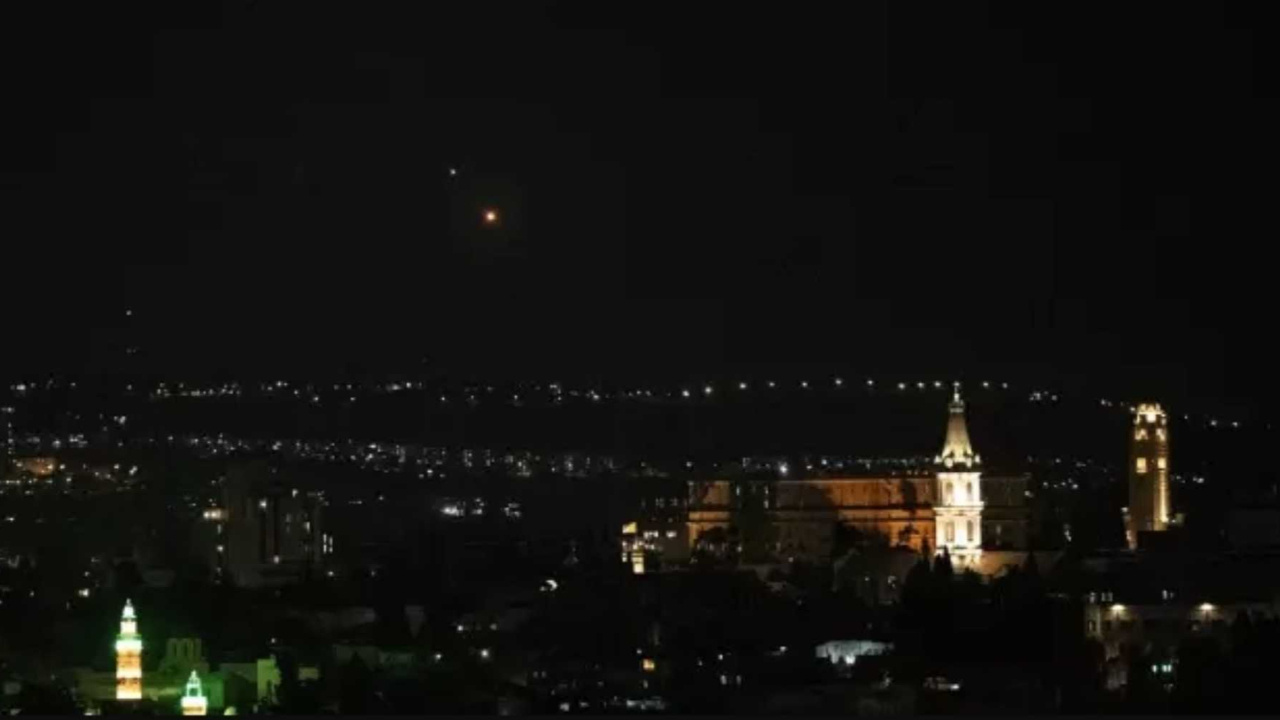 İran 2 İsrail savaş uçağını düşürdüğünü duyurdu