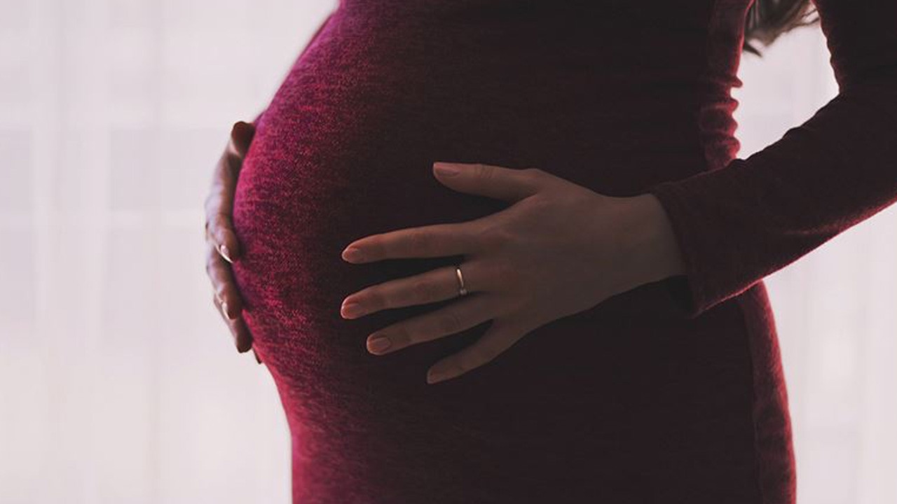 Bu da oldu! Bir kadın yapay zeka sayesinde hamile kaldı