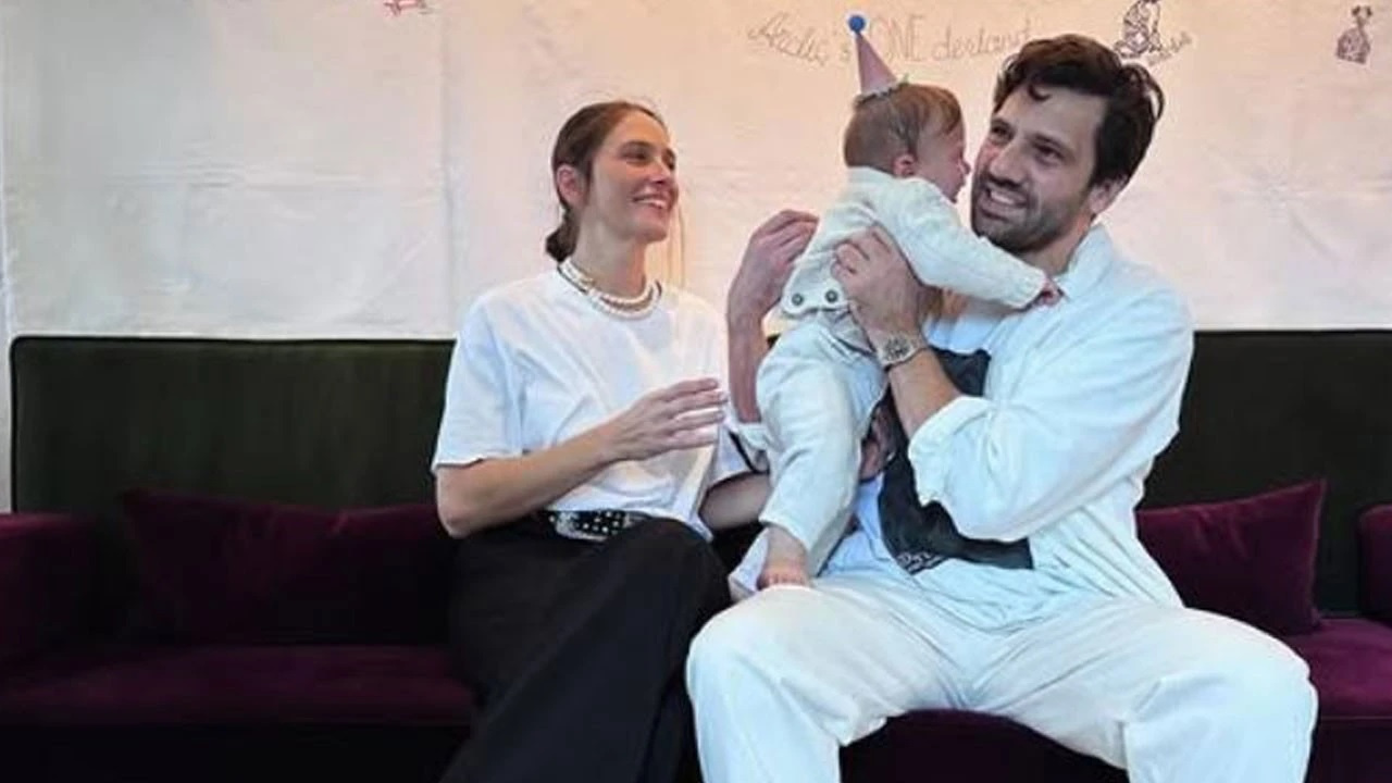 Yeni baba olmuştu! Oyuncu Kaan Urgancıoğlu oğlu Ardıç ile fotoğraf paylaştı!