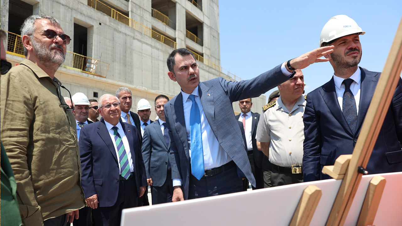 Bakan Murat Kurum'dan Ay Yıldız Yerleşkesi'ne ilişkin paylaşım