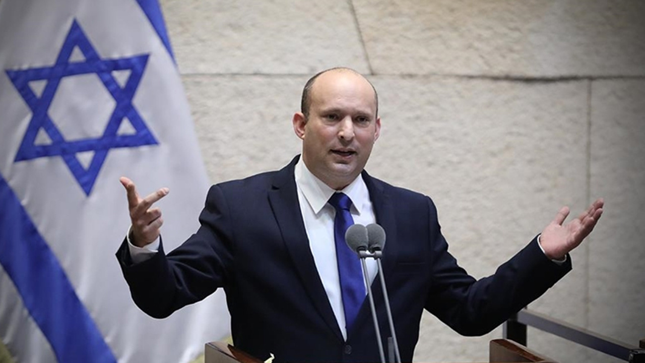 Eski İsrail Başbakanı Bennett, Suriye'ye saldırıların artmasını istedi