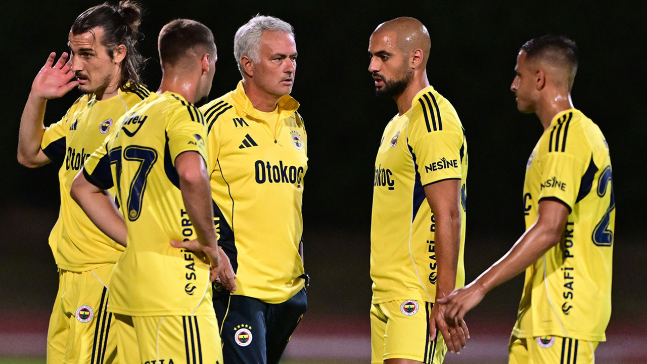 Fenerbahçe'de Jose Mourinho'dan itiraf! İlgilendiği yıldızı açıkladı... Sağ kanat atağı