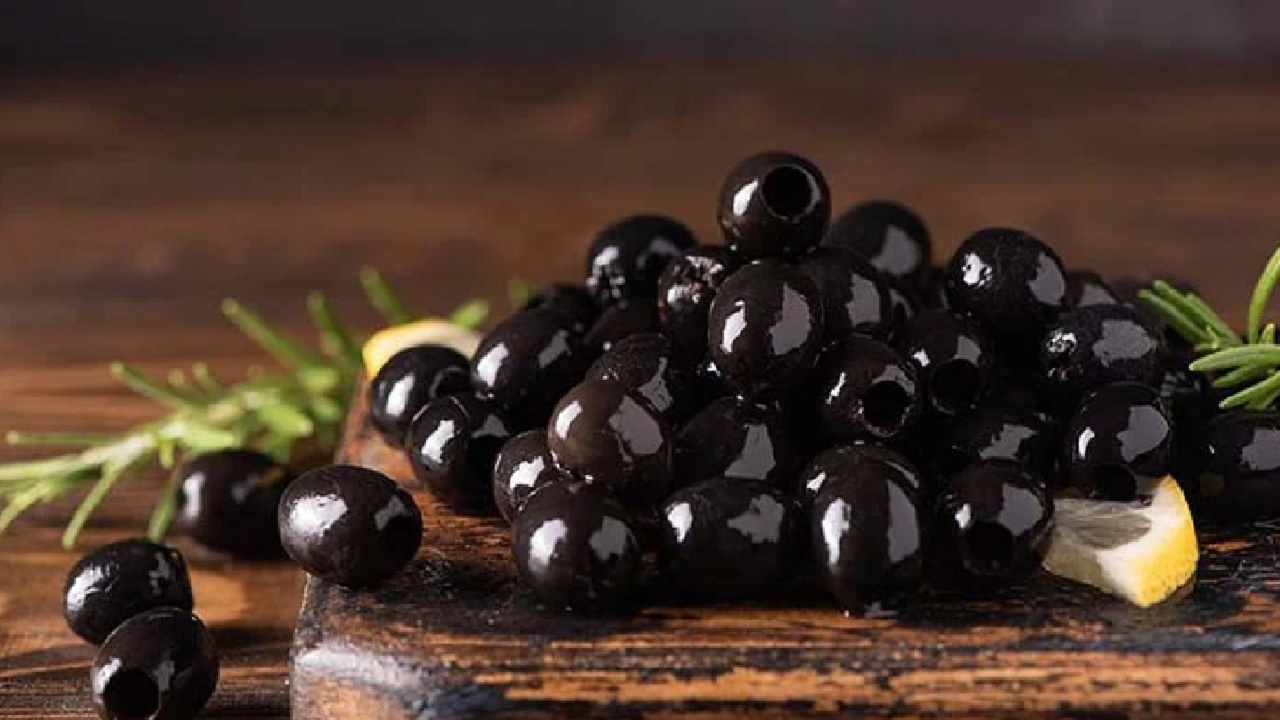 Boyalı tüketmek istemiyorsanız dikkat! Markette zeytin seçerken bu iki kurala uyun...