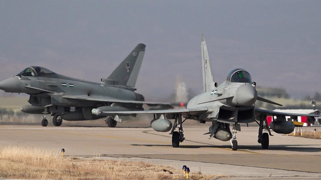 Almanya, Türkiye'ye Eurofighter Typhoon savaş uçağının satışına onay verdi