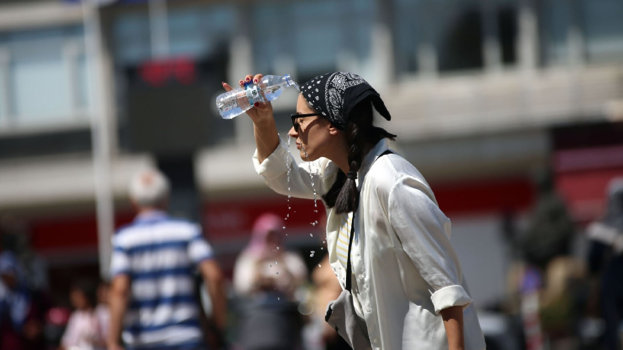 Meteoroloji tarih verdi 28 Temmuz'a kadar 45 dereceyi zorlayabilir!
