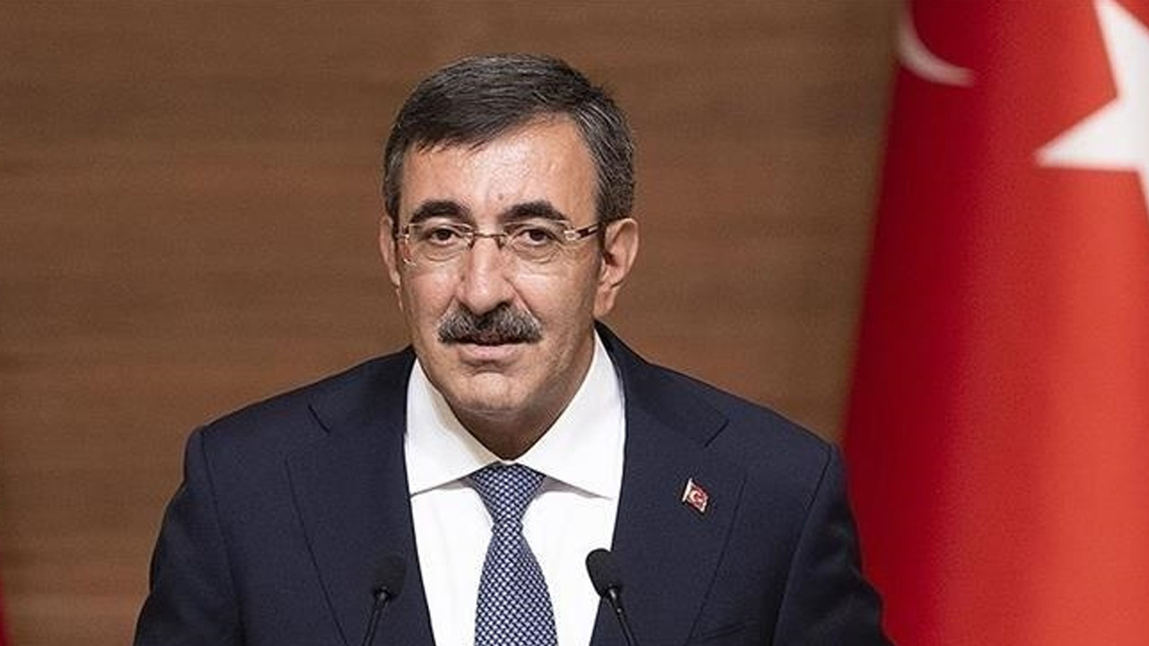 Cevdet Yılmaz: Devlet ve millet dayanışması ile bu büyük imtihanı vereceğiz