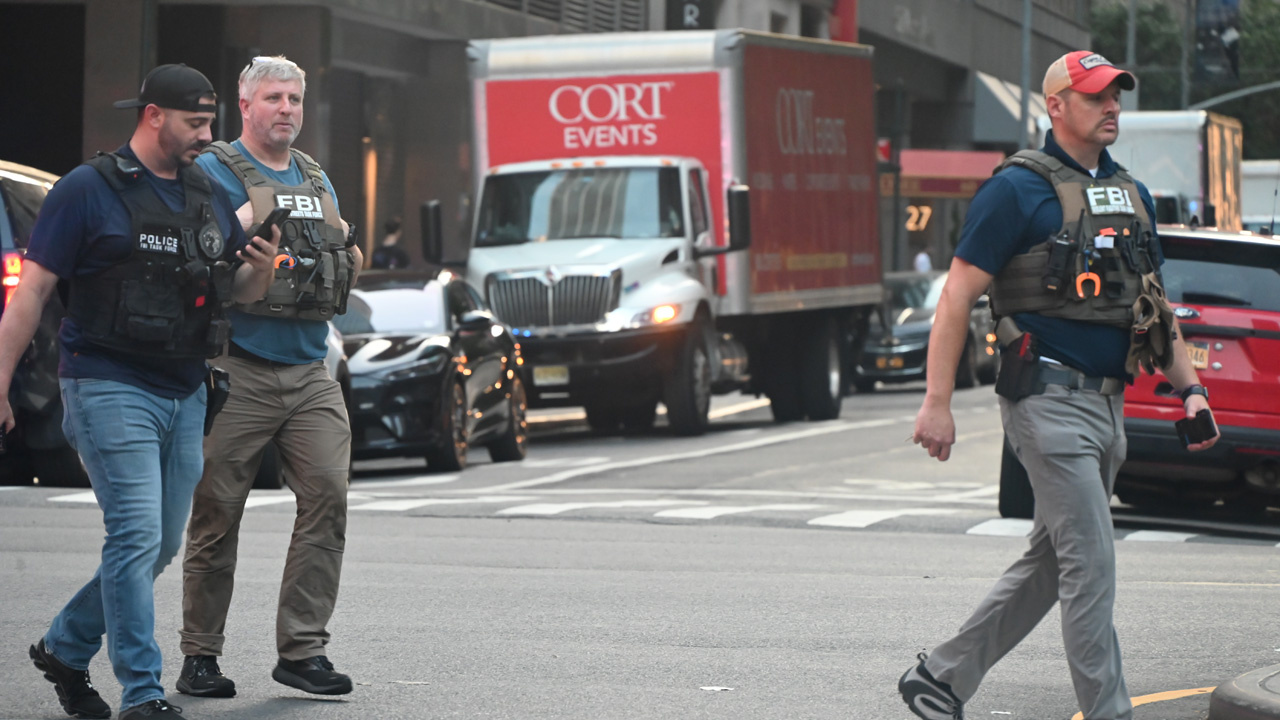 ABD'nin New York kentindeki silahlı saldırıda 2 kişi vuruldu