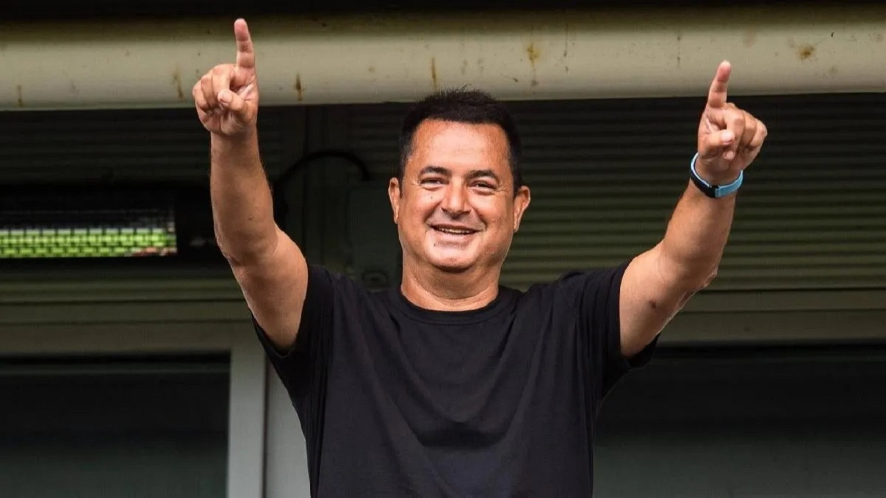 Acun Ilıcalı Enis Destan'ı Hull City kadrosuna dahil etti...