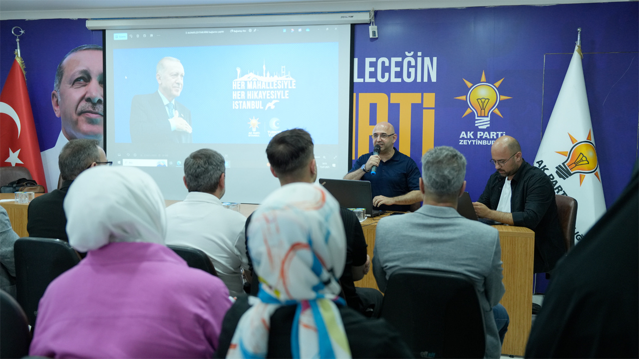 AK Parti İstanbul'dan sosyal medya eğitimi