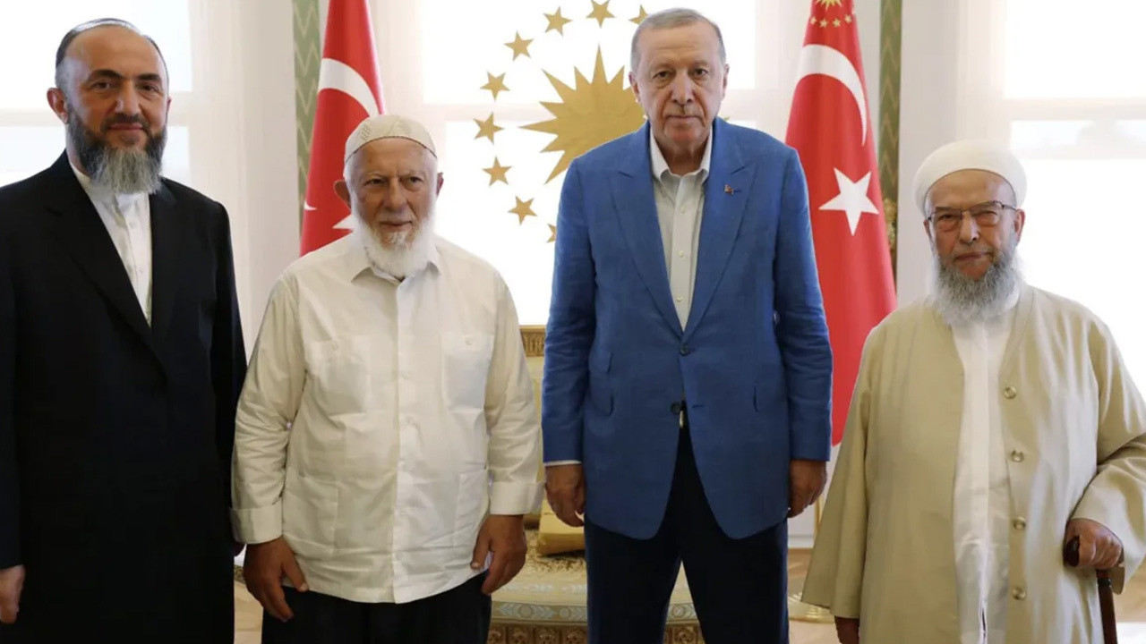 Cumhurbaşkanı Erdoğan, İsmailağa cemaatini kabul etti