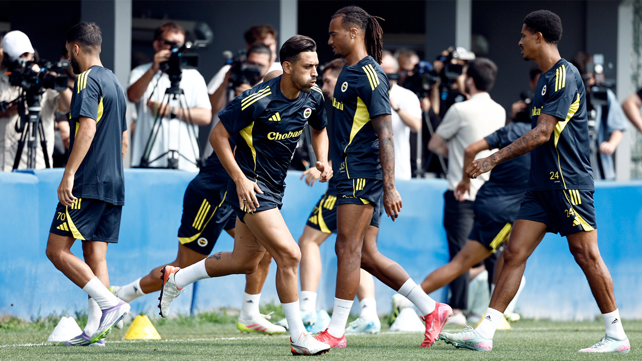 Fenerbahçe'nin Feyenoord maçı kamp kadrosu belli oldu