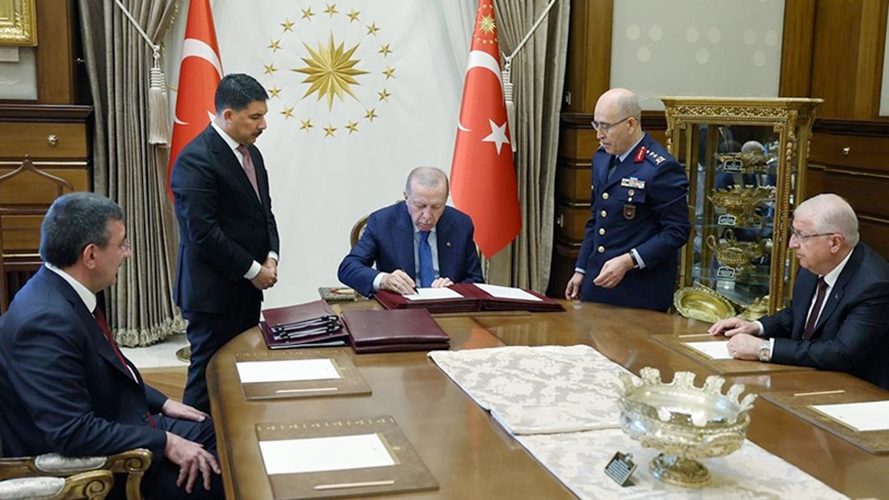 YAŞ kararları açıklandı Genelkurmay Başkanı değişti
