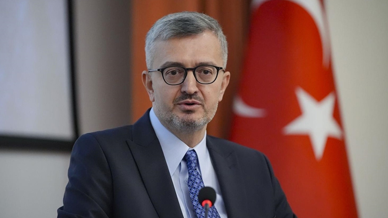 Burhanettin Duran "İşgalin hiçbir mazereti olamaz" dedi, dünyaya çağrı yaptı