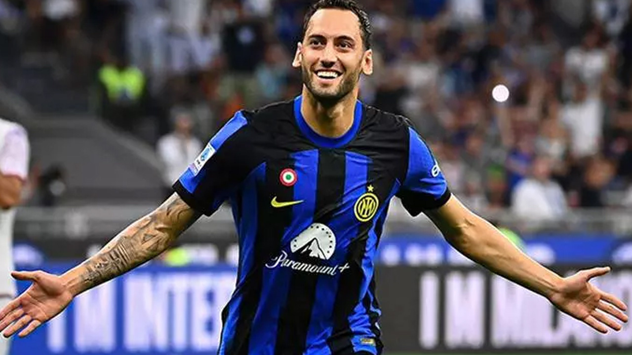 Hakan Çalhanoğlu 'Nezaketen görüştüm' diyerek hayalindeki takımı açıkladı