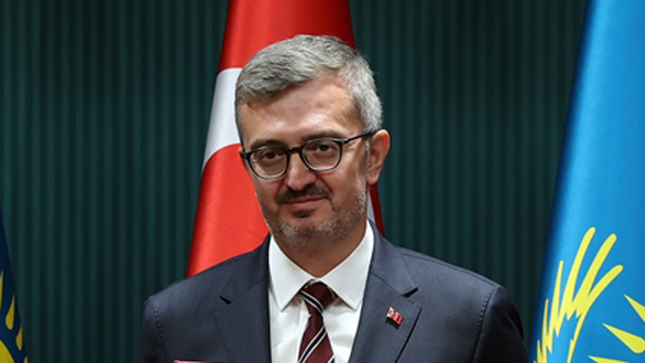 Burhanettin Duran'dan cumhurbaşkanının halk tarafından seçilmesine ilişkin paylaşım