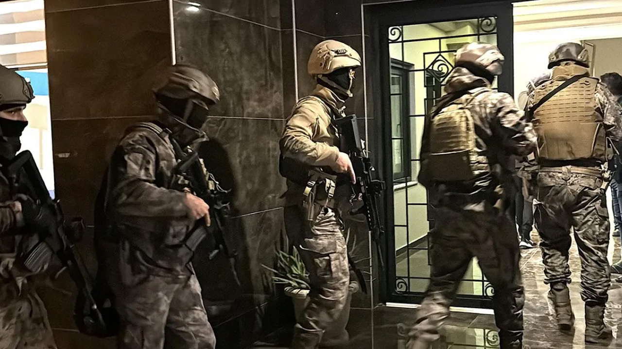 İstanbul'da suç örgütlerine operasyon: 69 tutuklama