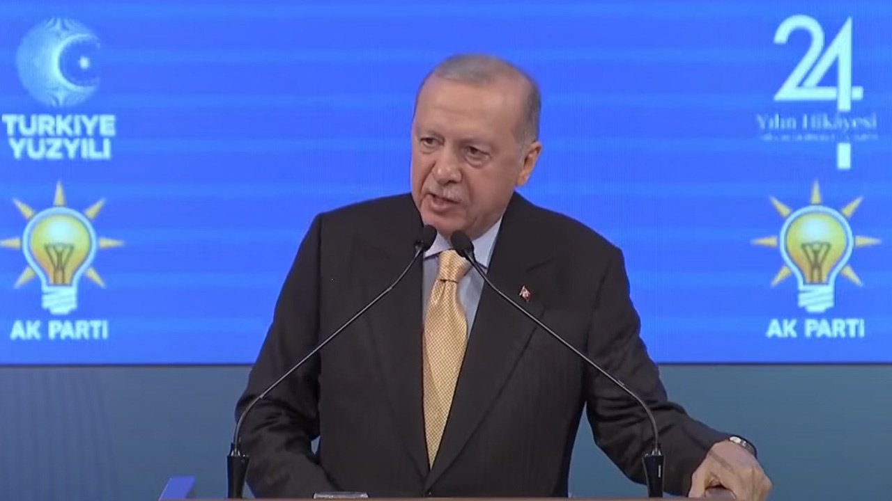 Cumhurbaşkanı Erdoğan'dan sert çıkış! AK Parti'nin yeni üyelerine saldıranlara 'hadi oradan' dedi