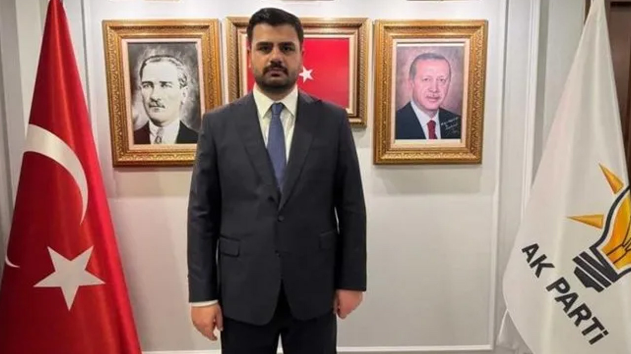 AK Parti’den dikkat çeken uyarı: O fotoğraf büyük bedellerin sembolüdür!