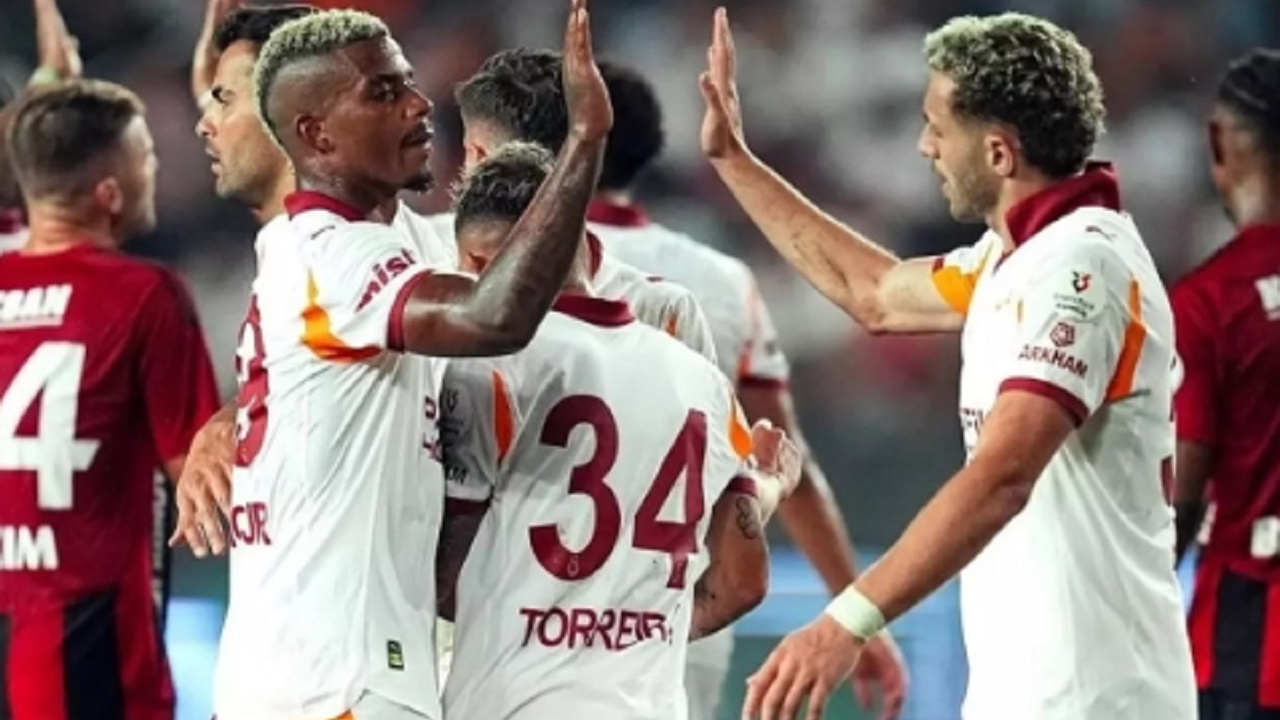 Ayrılık iddiaları gündemi sallamıştı! "Konuşmayı bırakın, Galatasaray'dayım..."