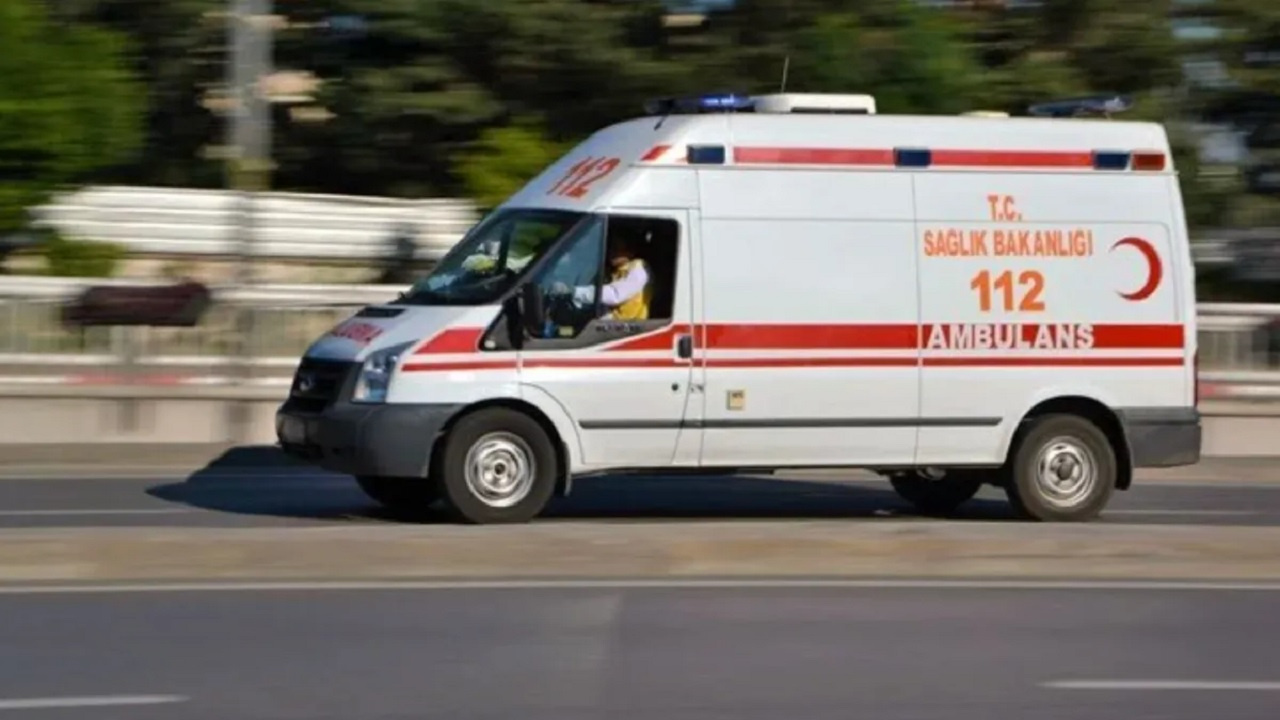 Muş'ta minibüs şarampole devrildi! 10 kişi yaralandı...