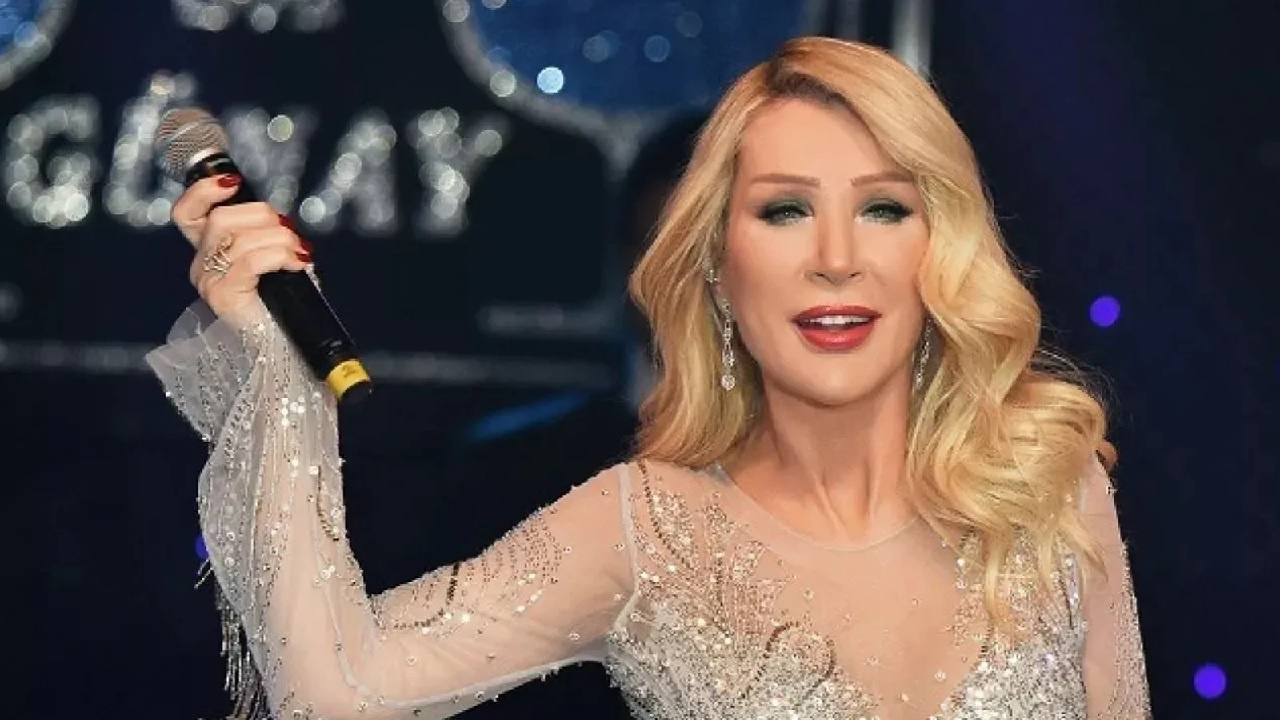 Seda Sayan'dan takipçilerine kritik uyarı! '35 bin TL dolandırmışlar'