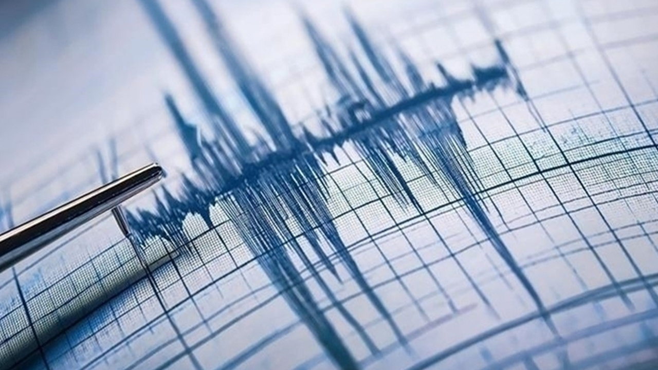 Sabaha karşı panik yaratan deprem! AFAD'dan açıklama geldi