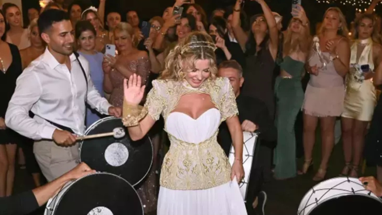 Esra Erol'un kız kardeşi Eda Erol evleniyor! Görkemli kına gecesinden detaylar