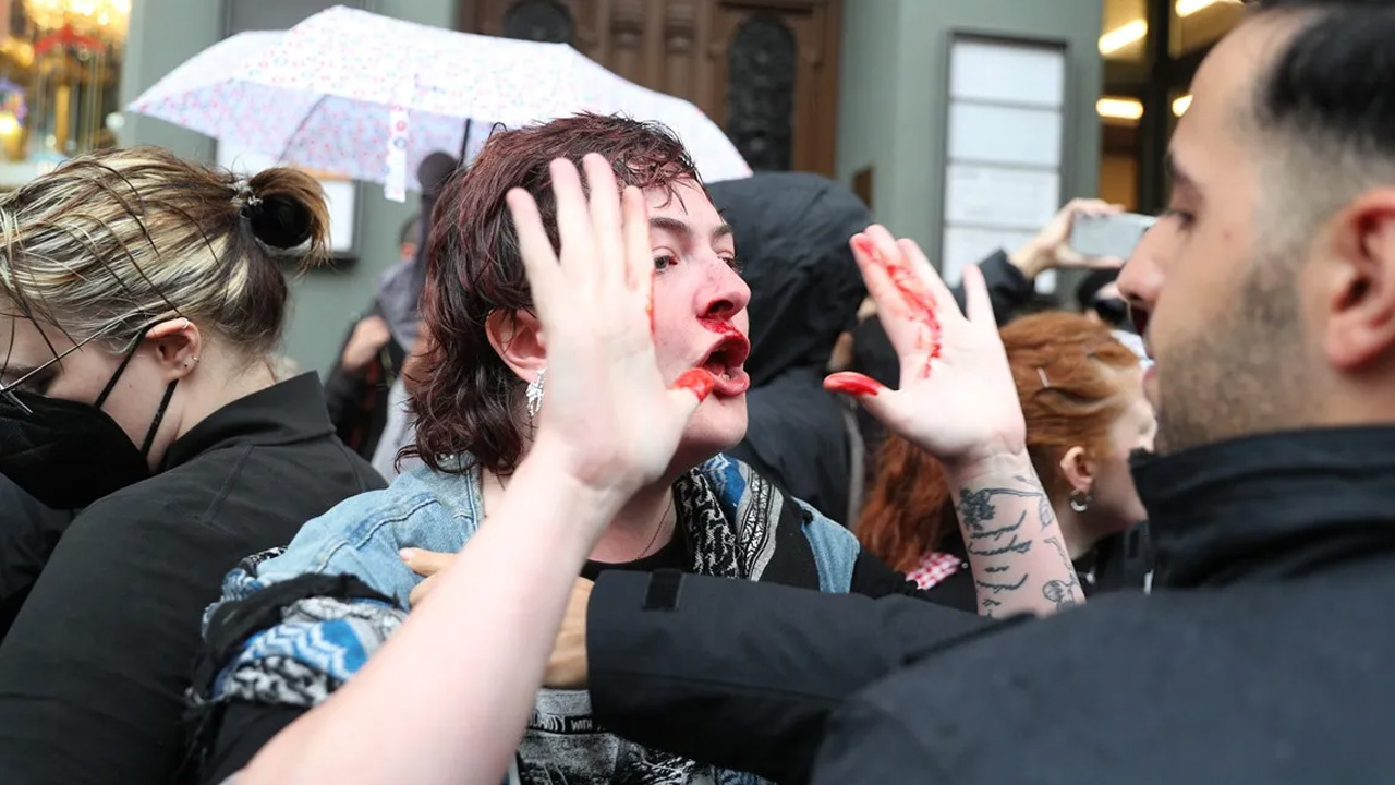 Almanya'da Gazze protestosuna polisten sert müdahale