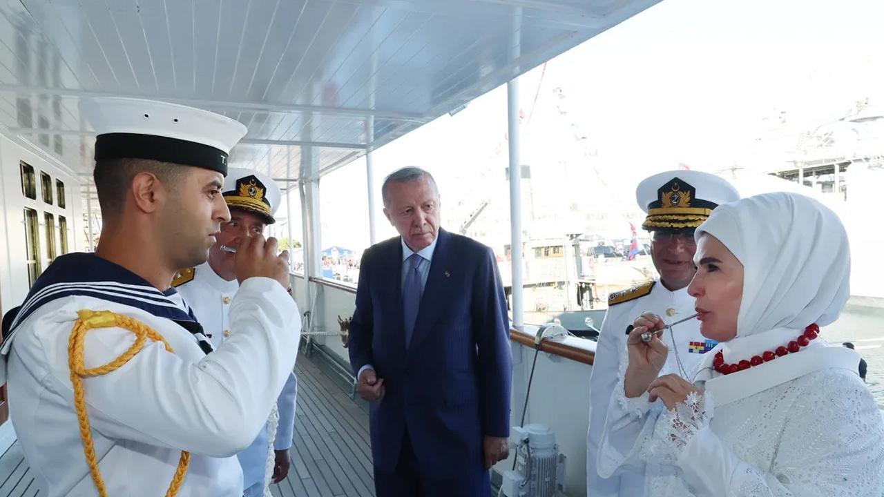 Cumhurbaşkanı Erdoğan, Savarona yatını ziyaret etti