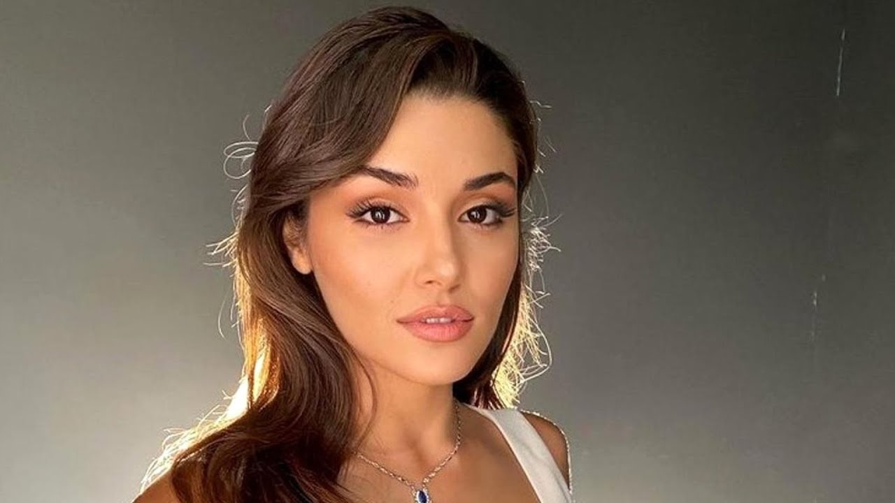 Hande Erçel ilk kez görüntülendi! İhanet sorusunu geçiştirdi...