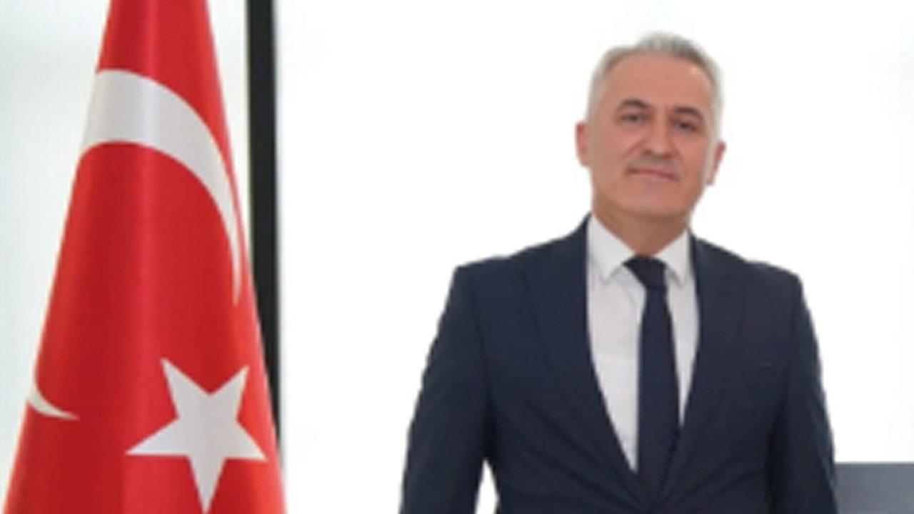 Emniyet'in '30 Ağustos' paylaşımının faturası ona kesildi: Güngör Selçuk görevden alındı