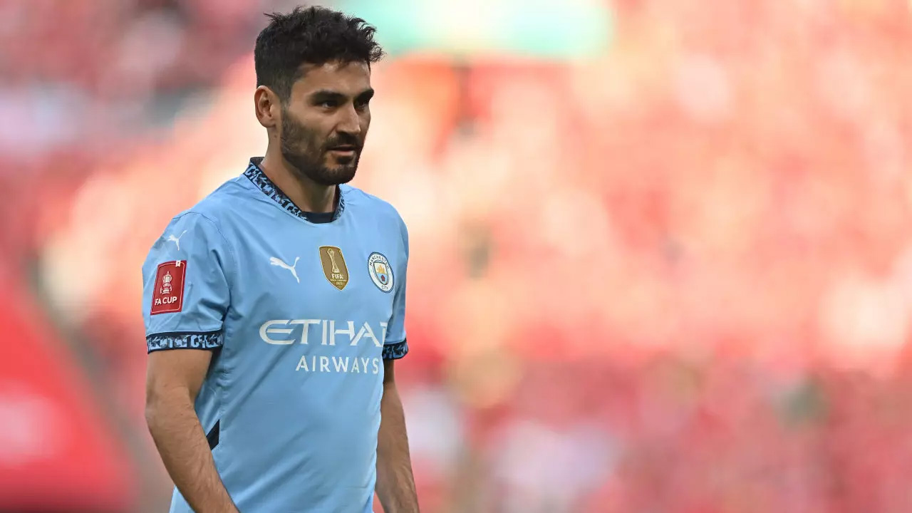 Galatasaray, İlkay Gündoğan ile 2 yıllık sözleşme imzaladığını açıkladı