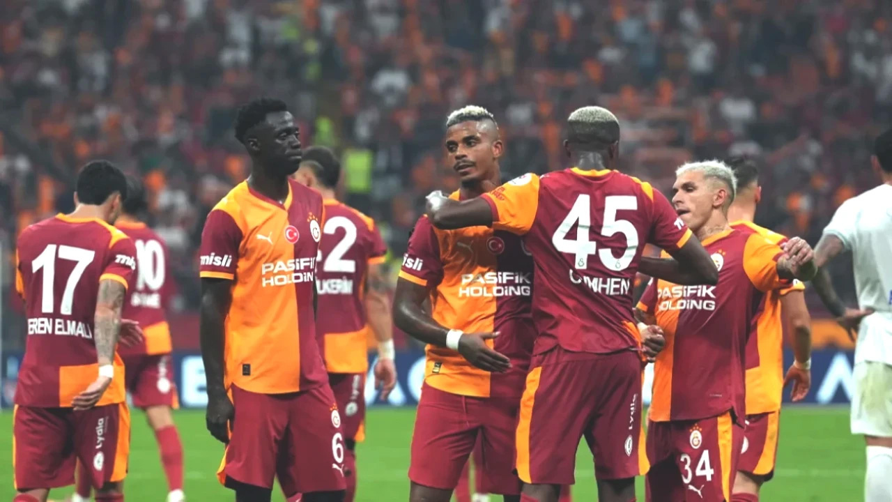 Şampiyonlar Ligi'nde Galatasaray'a kötü haber! İlk 8 şansı yok denecek kadar az