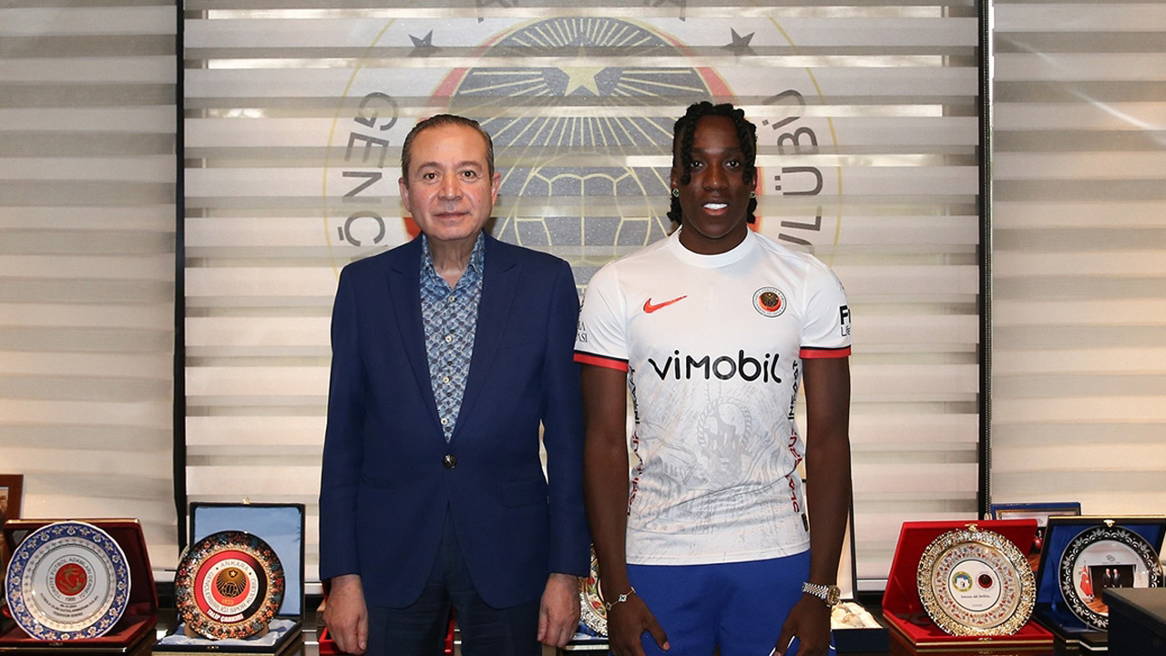 Gençlerbirliği, orta saha oyuncusu Franco Tongya'yı transfer etti