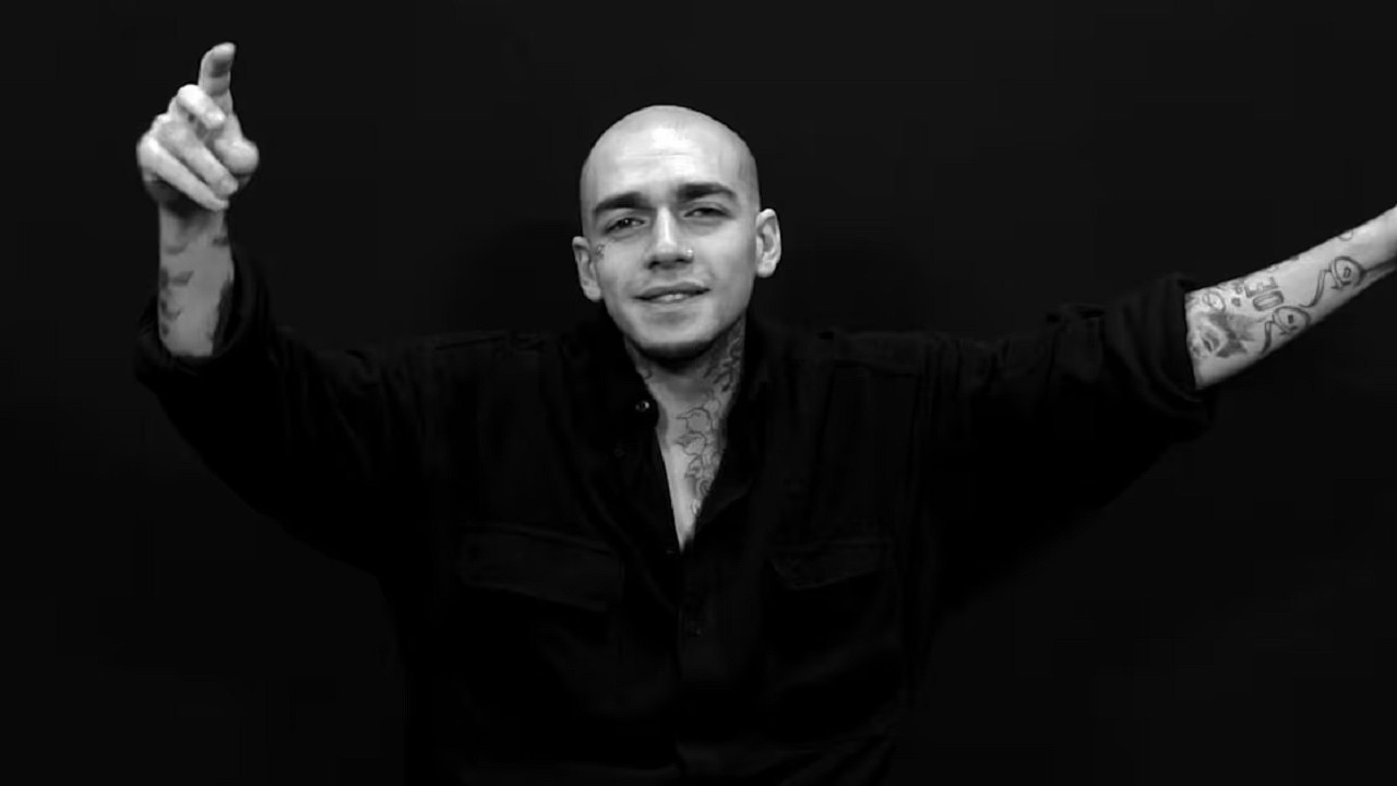 Açıklamaları sonrası hedef olan Ezhel kendini tutamadı! İşte son paylaşımı...