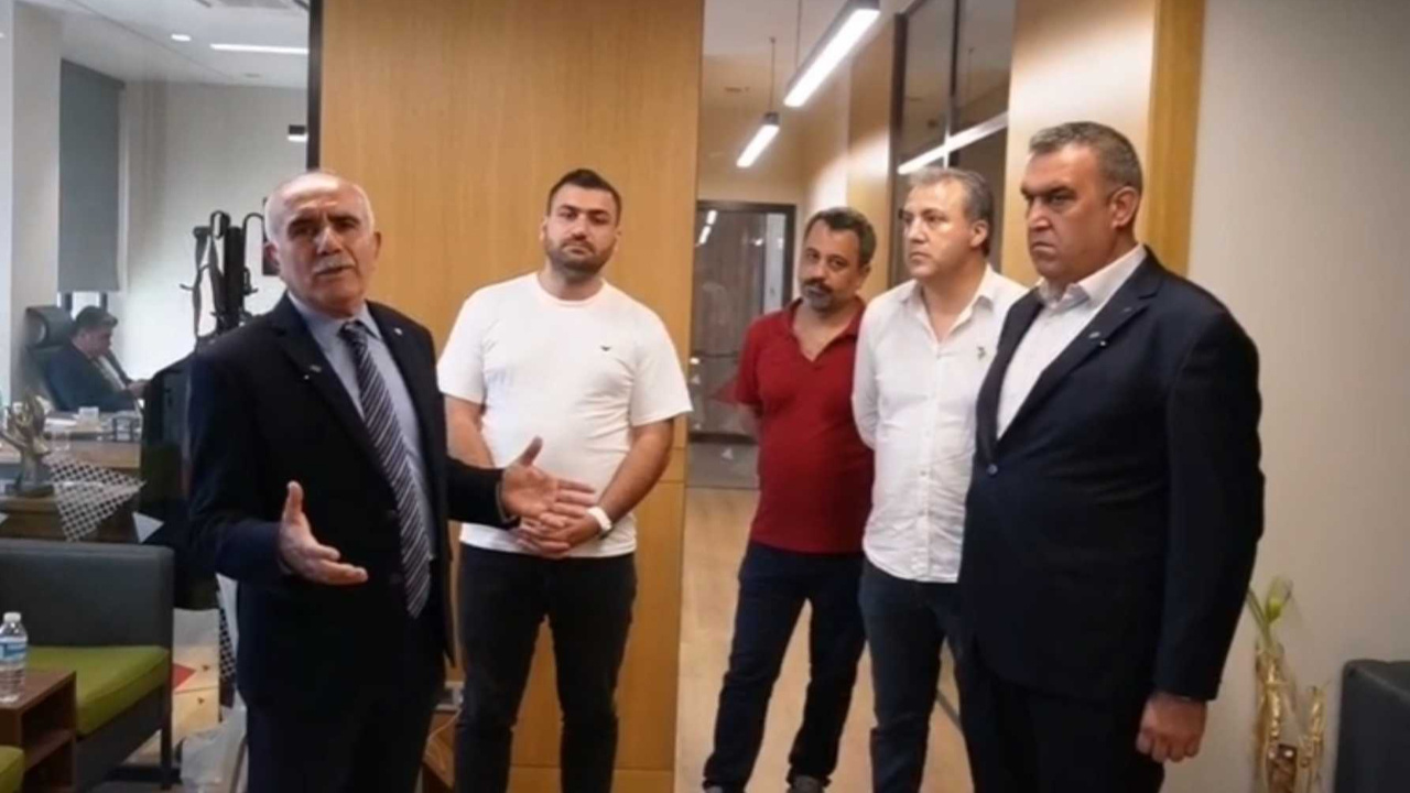 CHP il binasında temizlik krizi! Listeyi kim belirledi?