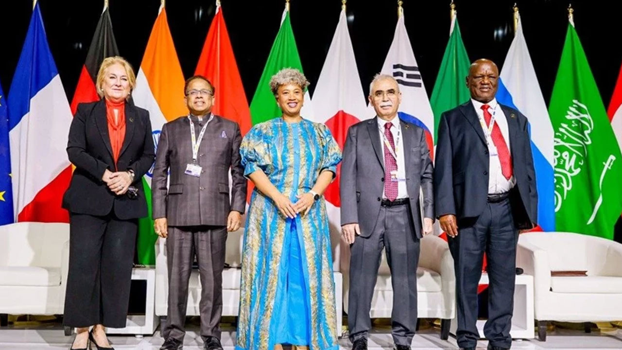 AYM Başkanı Özkaya Güney Afrika'daki J20 Zirvesi'ne katıldı