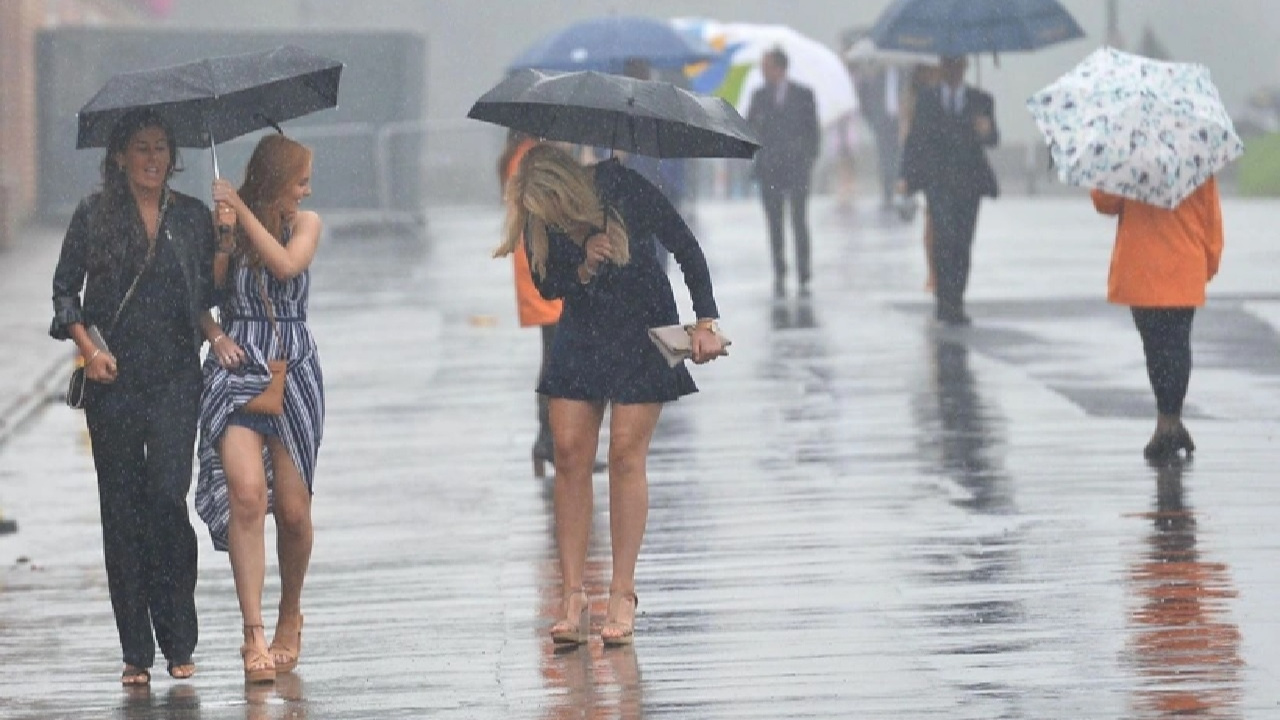 Meteoroloji ve uzmanlar uyarıyor! Yaz bitmeden lapa lapa kar yağacak...