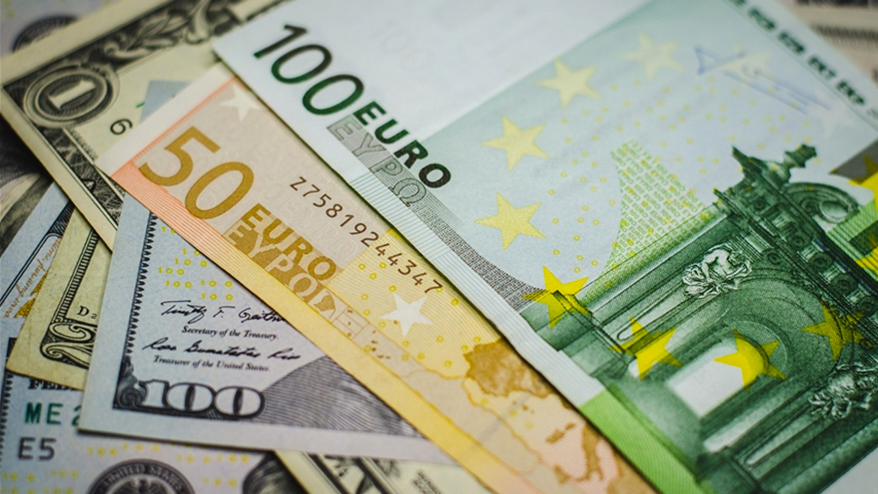 Euro resmen uçuyor! Döviz açılış fiyatlarına bakın