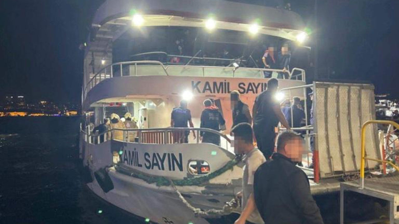 İstanbul'da yolcu vapuru ile gemi çarpıştı