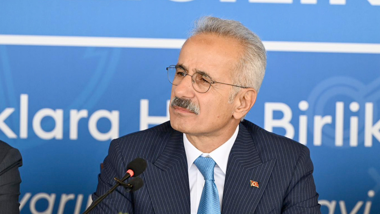 Abdulkadir Uraloğlu duyurdu: Denizcilikte Türkiye ilk 10'da