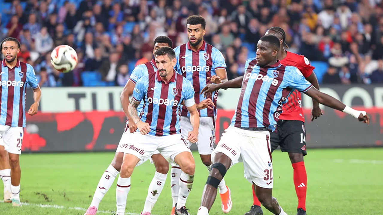 Fatih Karagümrük - Trabzonspor Süper Lig maçı (CANLI)