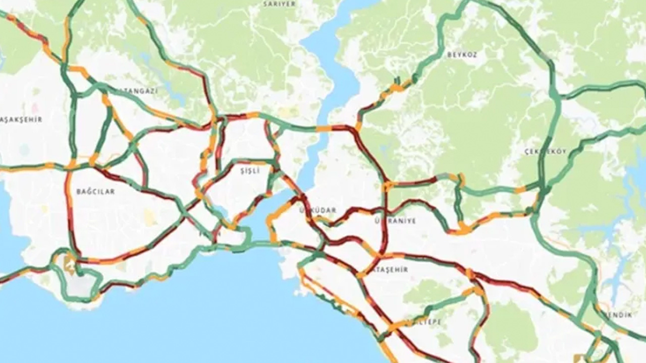 Hem yağış hem haftanın ilk iş günü! İstanbul'da trafik felç harita kıpkırmızı oldu