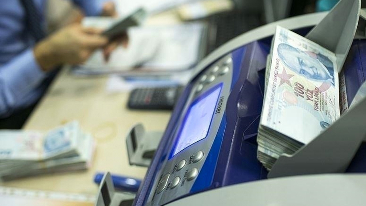Ekim ayı ile güncellendi bankalar kesenin ağzını açtı! Emekliye 30 bin lira ödeme yapılacak